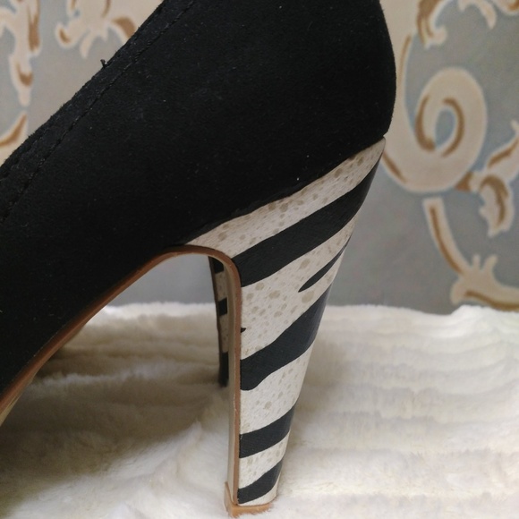 Y2K Chelsea Girl Zebra Print Heels Black Faux Suede Pink size 8 Emo Mcbling - Picture 2 of 8